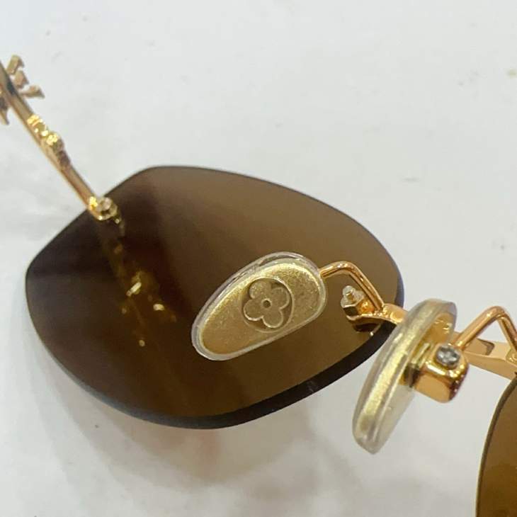 Picture of Louis Vuitton Sunglasses _SKUfw76300615fw